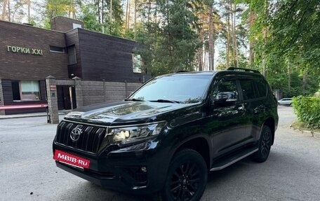 Toyota Land Cruiser Prado 150 рестайлинг 2, 2021 год, 6 550 000 рублей, 17 фотография