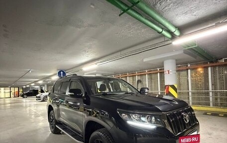 Toyota Land Cruiser Prado 150 рестайлинг 2, 2021 год, 6 550 000 рублей, 21 фотография