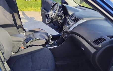 Hyundai Solaris II рестайлинг, 2016 год, 750 000 рублей, 5 фотография