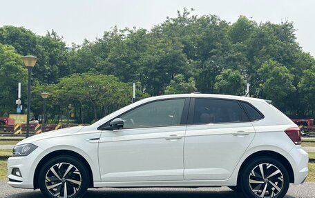 Volkswagen Polo, 2023 год, 1 080 000 рублей, 4 фотография
