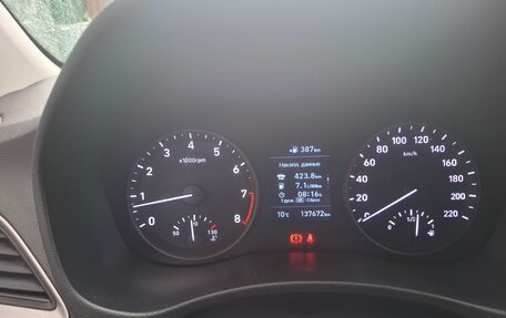 Hyundai Solaris II рестайлинг, 2017 год, 900 000 рублей, 8 фотография
