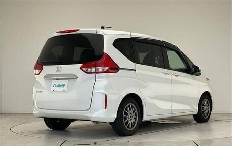 Honda Freed II, 2023 год, 1 650 002 рублей, 3 фотография