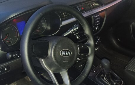 KIA Rio IV, 2018 год, 960 000 рублей, 13 фотография