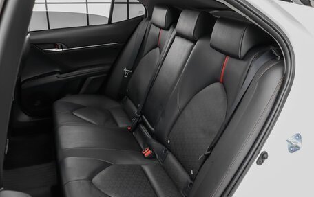 Toyota Camry, 2021 год, 3 330 000 рублей, 11 фотография