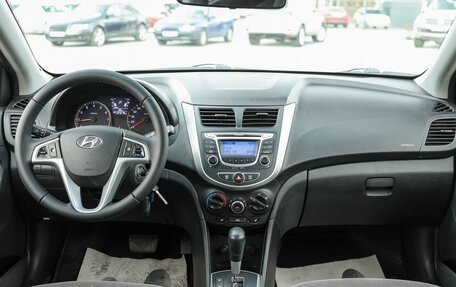 Hyundai Solaris II рестайлинг, 2014 год, 799 000 рублей, 10 фотография