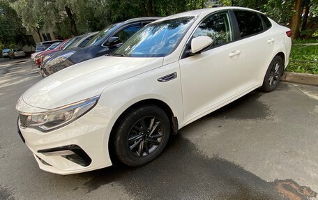 KIA Optima IV, 2019 год, 1 900 000 рублей, 2 фотография