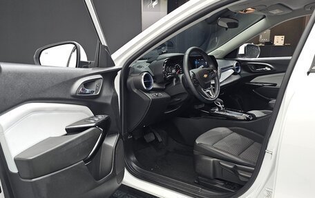 Chevrolet Trax, 2023 год, 1 745 000 рублей, 7 фотография