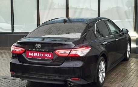 Toyota Camry, 2019 год, 3 049 000 рублей, 5 фотография