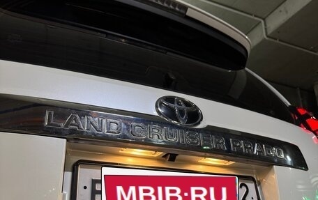 Toyota Land Cruiser Prado 150 рестайлинг 2, 2017 год, 5 000 000 рублей, 7 фотография