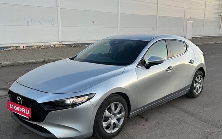 Mazda 3, 2021 год, 1 350 000 рублей, 5 фотография