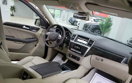 Mercedes-Benz GL-Класс, 2015 год, 3 250 000 рублей, 5 фотография