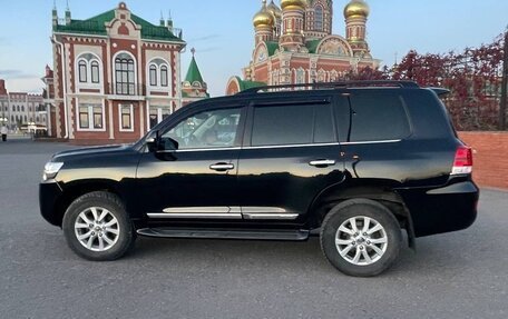 Toyota Land Cruiser 200, 2016 год, 5 699 000 рублей, 9 фотография