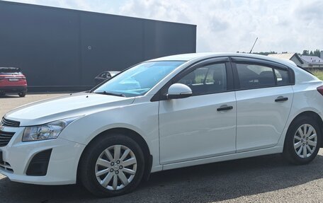Chevrolet Cruze II, 2015 год, 970 000 рублей, 4 фотография