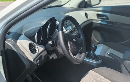 Chevrolet Cruze II, 2015 год, 970 000 рублей, 8 фотография