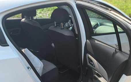 Chevrolet Cruze II, 2015 год, 970 000 рублей, 13 фотография