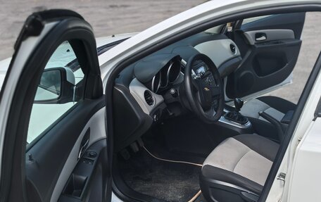 Chevrolet Cruze II, 2015 год, 970 000 рублей, 16 фотография