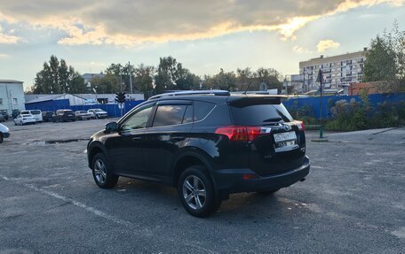 Toyota RAV4, 2015 год, 1 977 000 рублей, 10 фотография