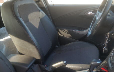 Opel Astra J, 2011 год, 550 000 рублей, 11 фотография