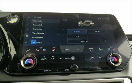Lexus RX IV рестайлинг, 2025 год, 12 200 000 рублей, 26 фотография
