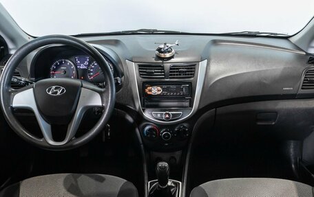 Hyundai Solaris II рестайлинг, 2012 год, 710 000 рублей, 6 фотография