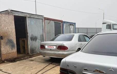 Mercedes-Benz E-Класс, 2000 год, 115 000 рублей, 3 фотография