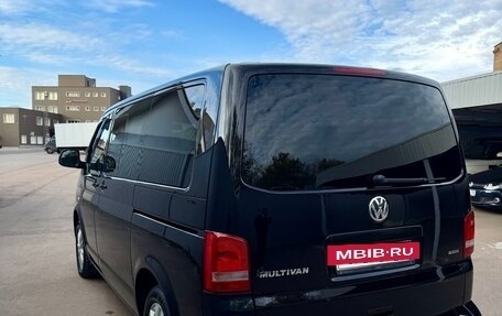 Volkswagen Multivan T5, 2014 год, 2 950 000 рублей, 4 фотография