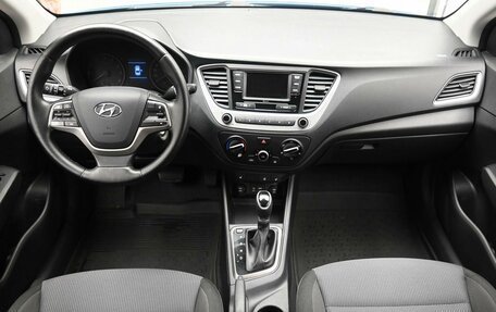 Hyundai Solaris II рестайлинг, 2018 год, 1 440 000 рублей, 10 фотография