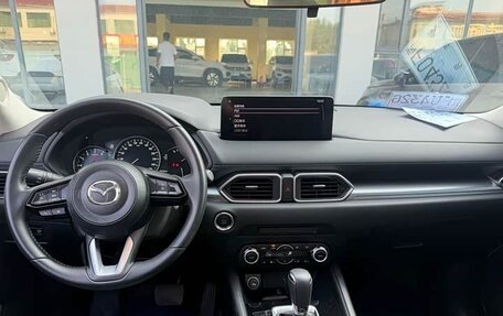 Mazda CX-5 II, 2023 год, 2 411 000 рублей, 8 фотография
