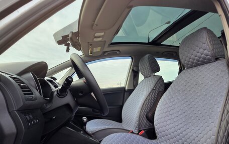 KIA Venga I, 2015 год, 1 350 000 рублей, 9 фотография