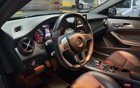 Mercedes-Benz GLA AMG, 2015 год, 2 950 000 рублей, 13 фотография