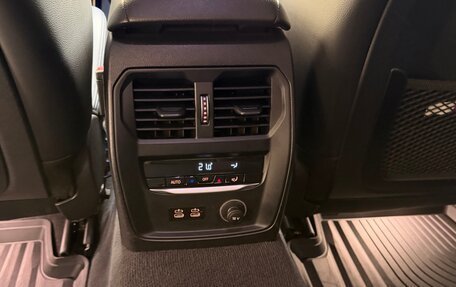 BMW 3 серия, 2019 год, 3 785 000 рублей, 18 фотография