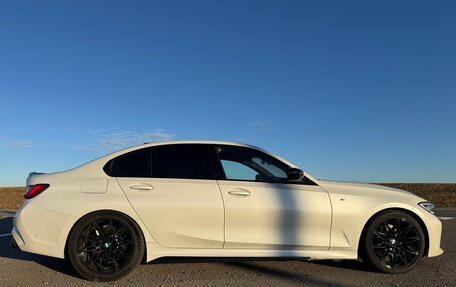 BMW 3 серия, 2019 год, 3 785 000 рублей, 12 фотография