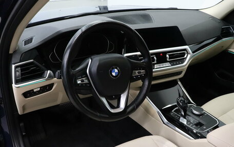 BMW 3 серия, 2021 год, 3 390 000 рублей, 14 фотография