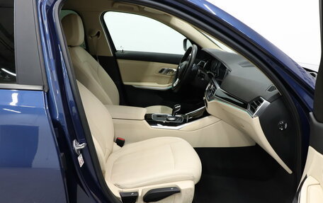 BMW 3 серия, 2021 год, 3 390 000 рублей, 11 фотография