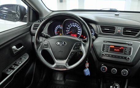 KIA Rio III рестайлинг, 2015 год, 995 000 рублей, 12 фотография