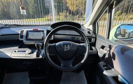 Honda Freed I, 2014 год, 1 219 000 рублей, 11 фотография
