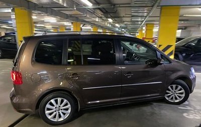 Volkswagen Touran III, 2012 год, 1 350 000 рублей, 1 фотография