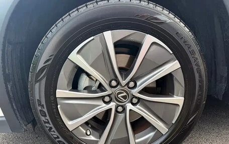 Lexus UX I, 2022 год, 14 фотография