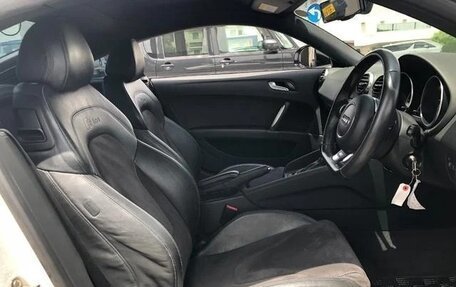 Audi TT, 2014 год, 21 фотография