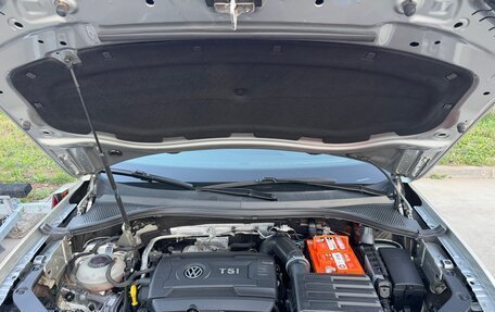 Volkswagen Tiguan II, 2018 год, 2 500 000 рублей, 10 фотография