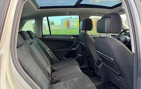 Volkswagen Tiguan II, 2018 год, 2 500 000 рублей, 7 фотография