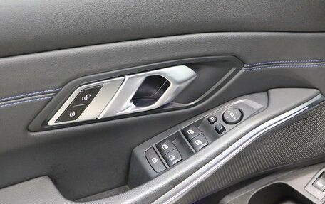 BMW 3 серия, 2021 год, 4 090 000 рублей, 15 фотография
