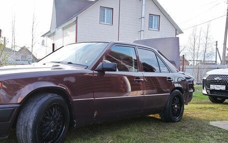 Mercedes-Benz W124, 1986 год, 620 000 рублей, 7 фотография