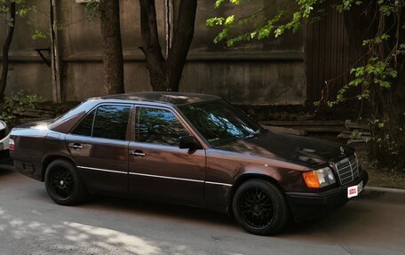 Mercedes-Benz W124, 1986 год, 620 000 рублей, 2 фотография