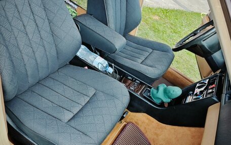 Mercedes-Benz W124, 1986 год, 620 000 рублей, 11 фотография