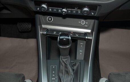 Audi Q3, 2022 год, 2 642 000 рублей, 15 фотография