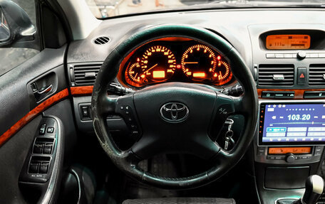 Toyota Avensis III рестайлинг, 2004 год, 620 000 рублей, 12 фотография