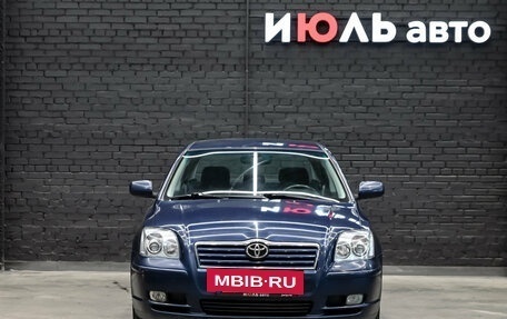 Toyota Avensis III рестайлинг, 2004 год, 620 000 рублей, 2 фотография