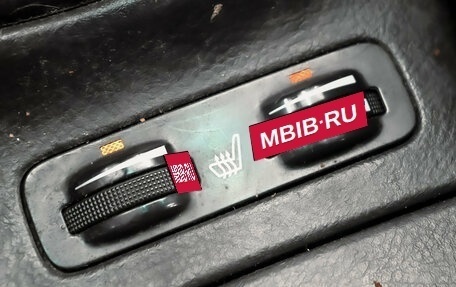 Toyota Avensis III рестайлинг, 2004 год, 620 000 рублей, 16 фотография