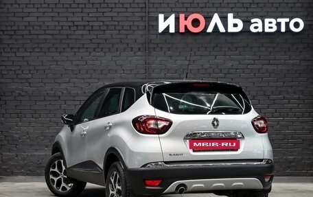 Renault Kaptur I рестайлинг, 2017 год, 1 340 000 рублей, 8 фотография